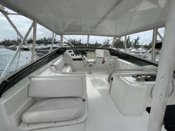 14.Hatteras 60" - Image 18